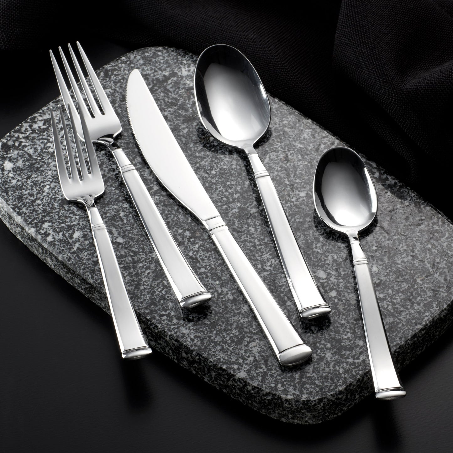 Avenue 20-Piece Flatware Set