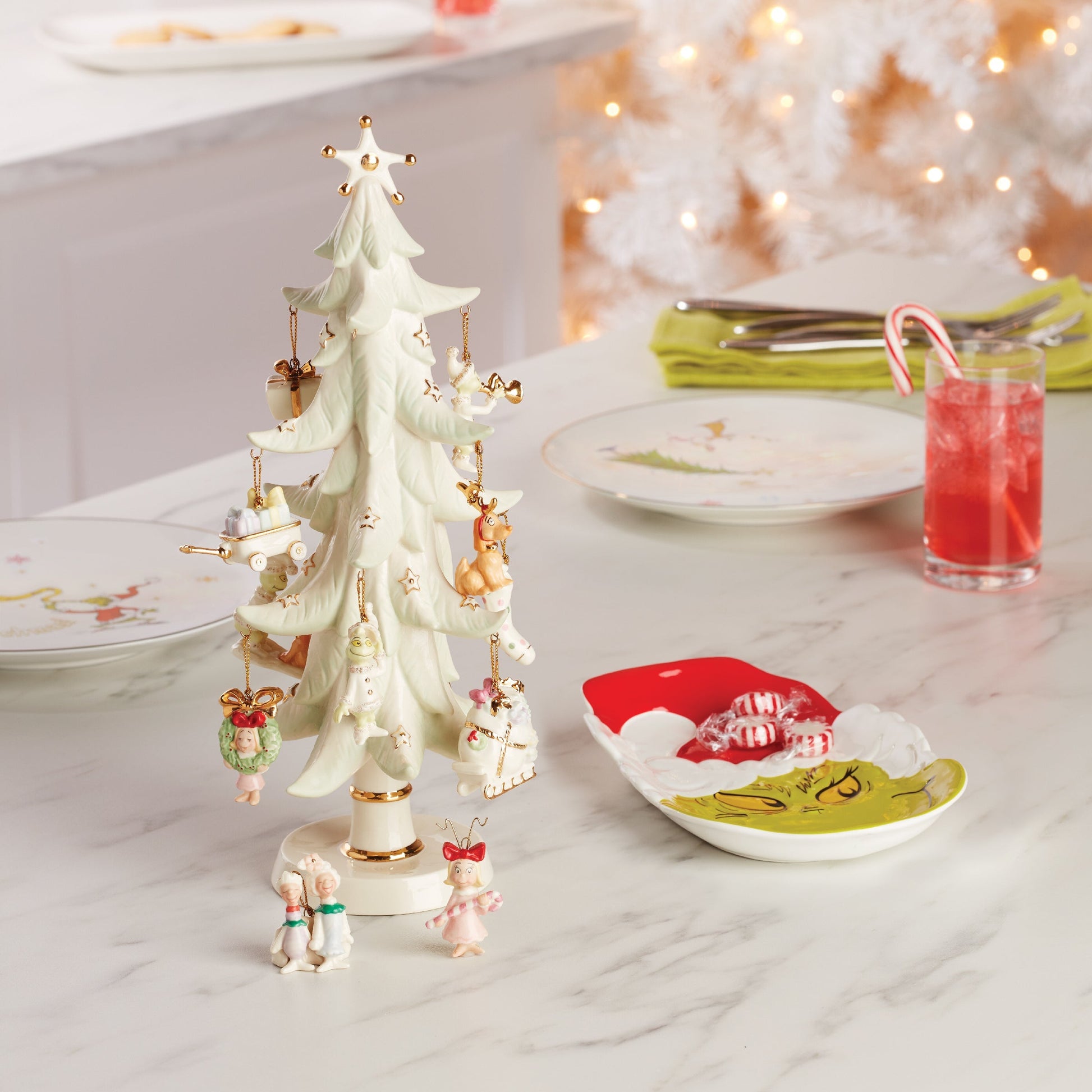 How The Grinch Stole Christmas 12-Piece Ornament & Tree Set