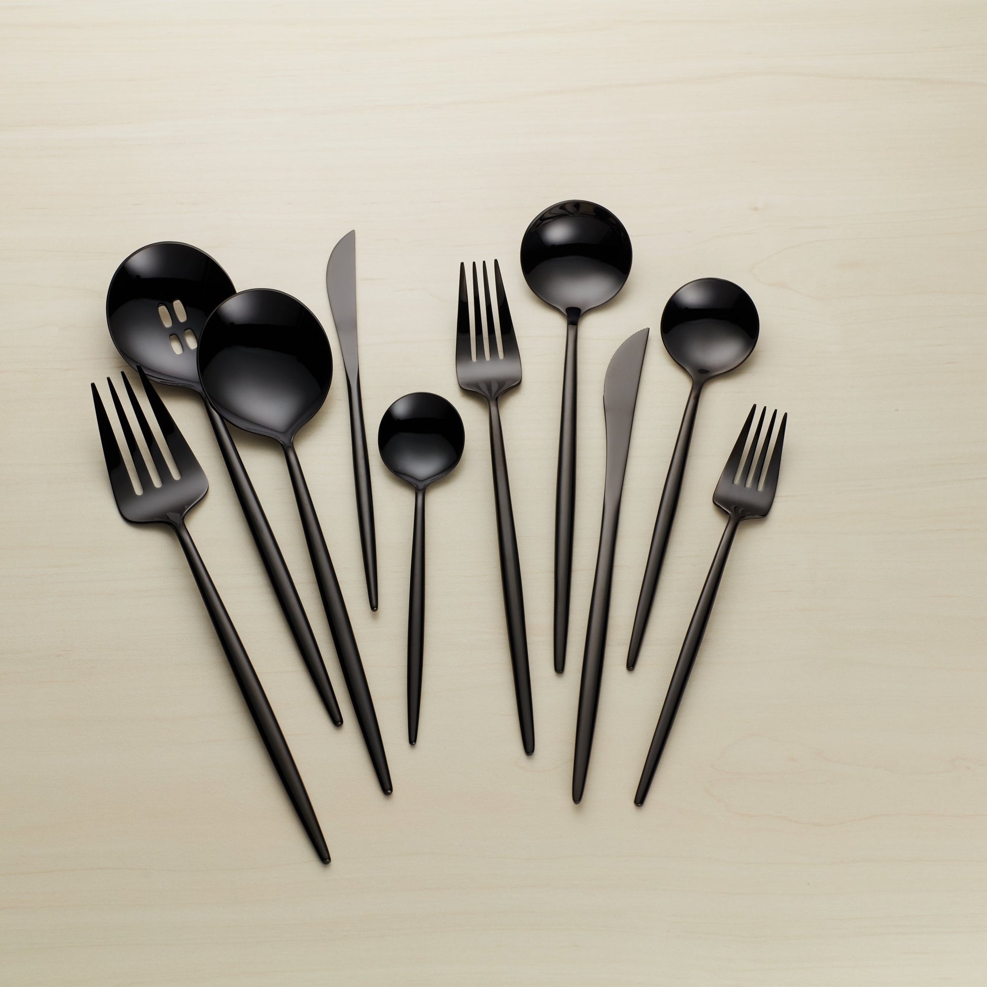 Zephyr Black Mirror 45-Piece Flatware Set