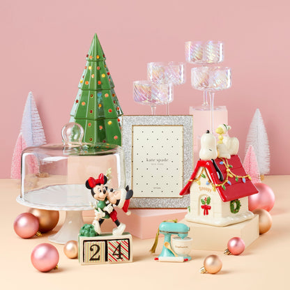 Mickey & Minnie Countdown to Christmas Figurine