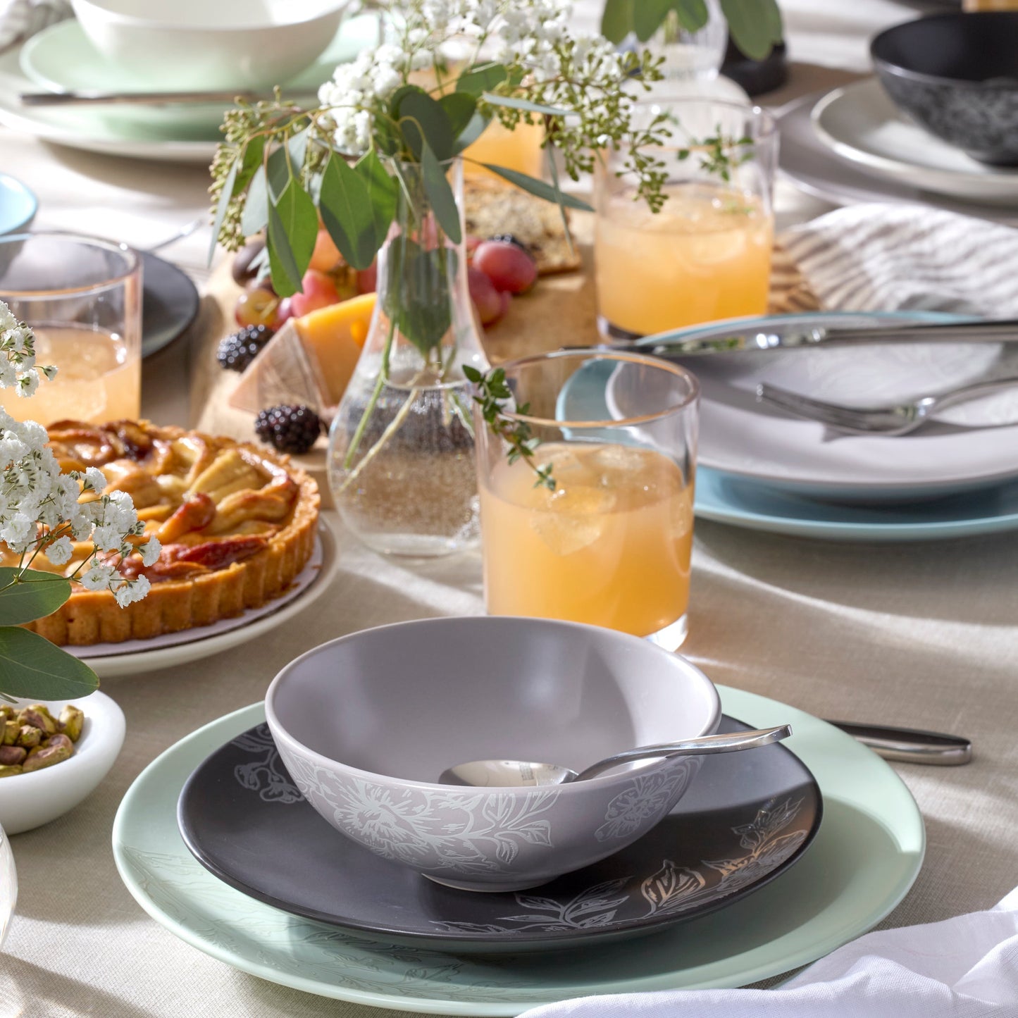 Roseto Pumice 12-Piece Dinnerware Set