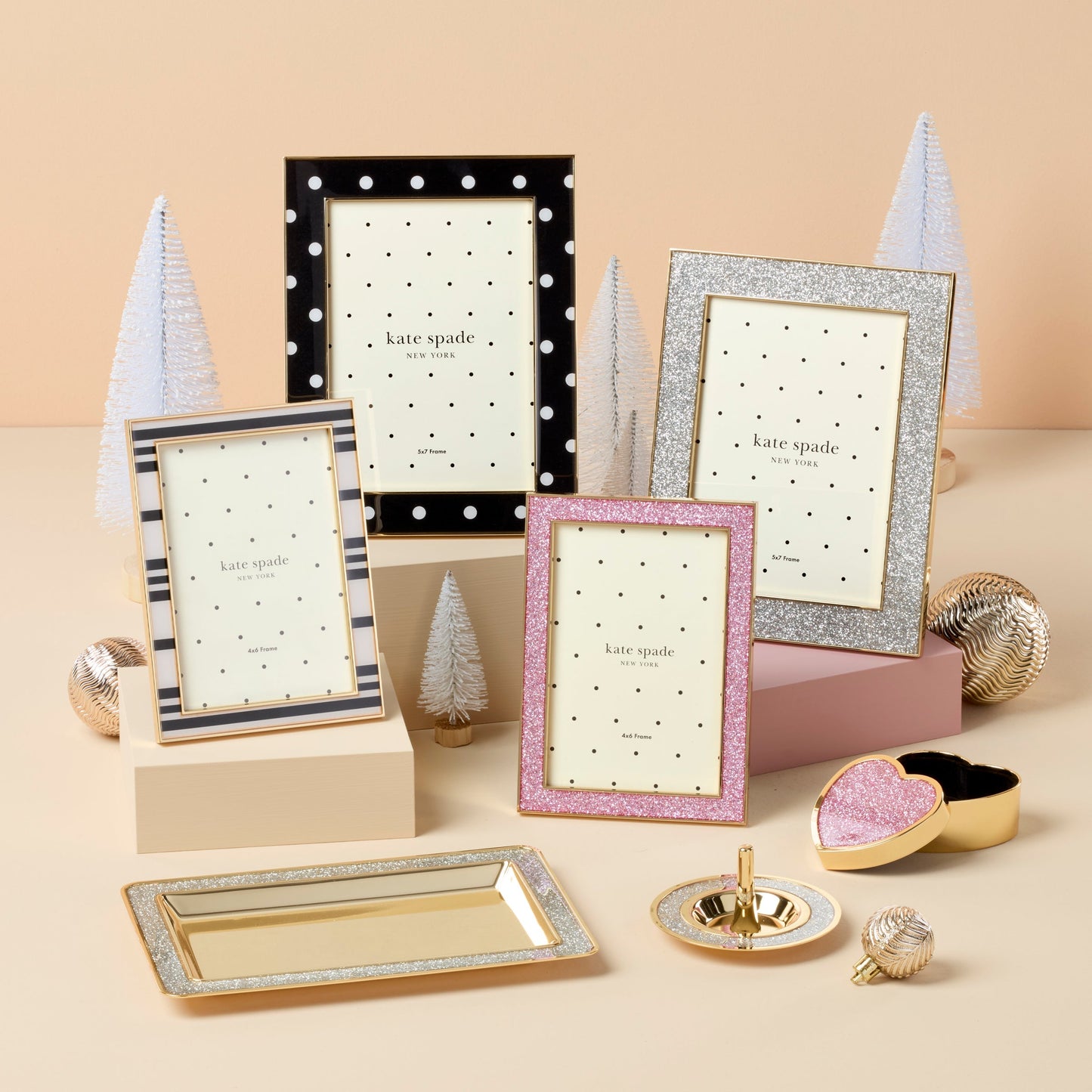 Sitting Pretty Pink Glitter 4x6 Photo Frame