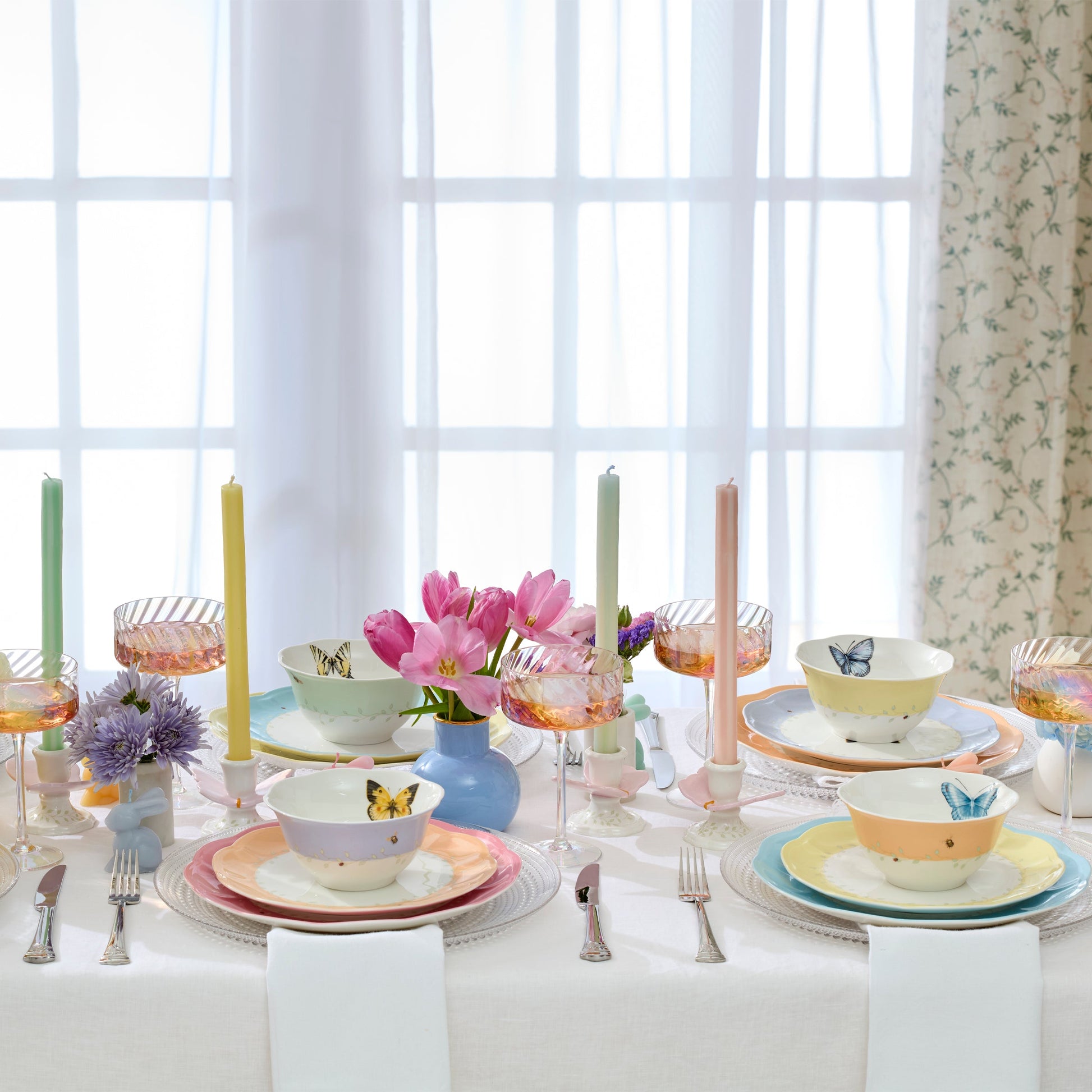 Butterfly Meadow Colors 18-Piece Dinnerware Set