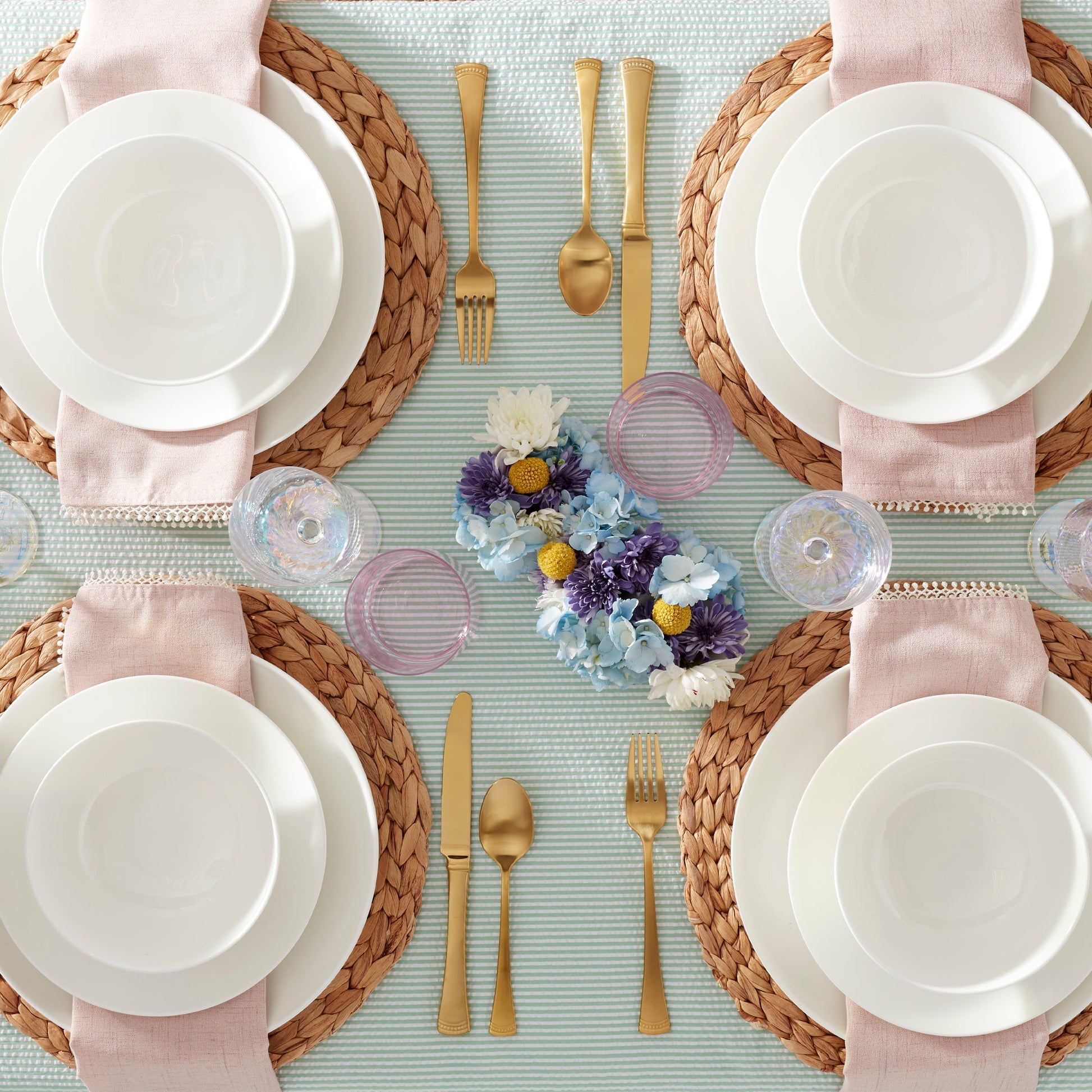 Studio 1414 Coupe 24-Piece Dinnerware Set