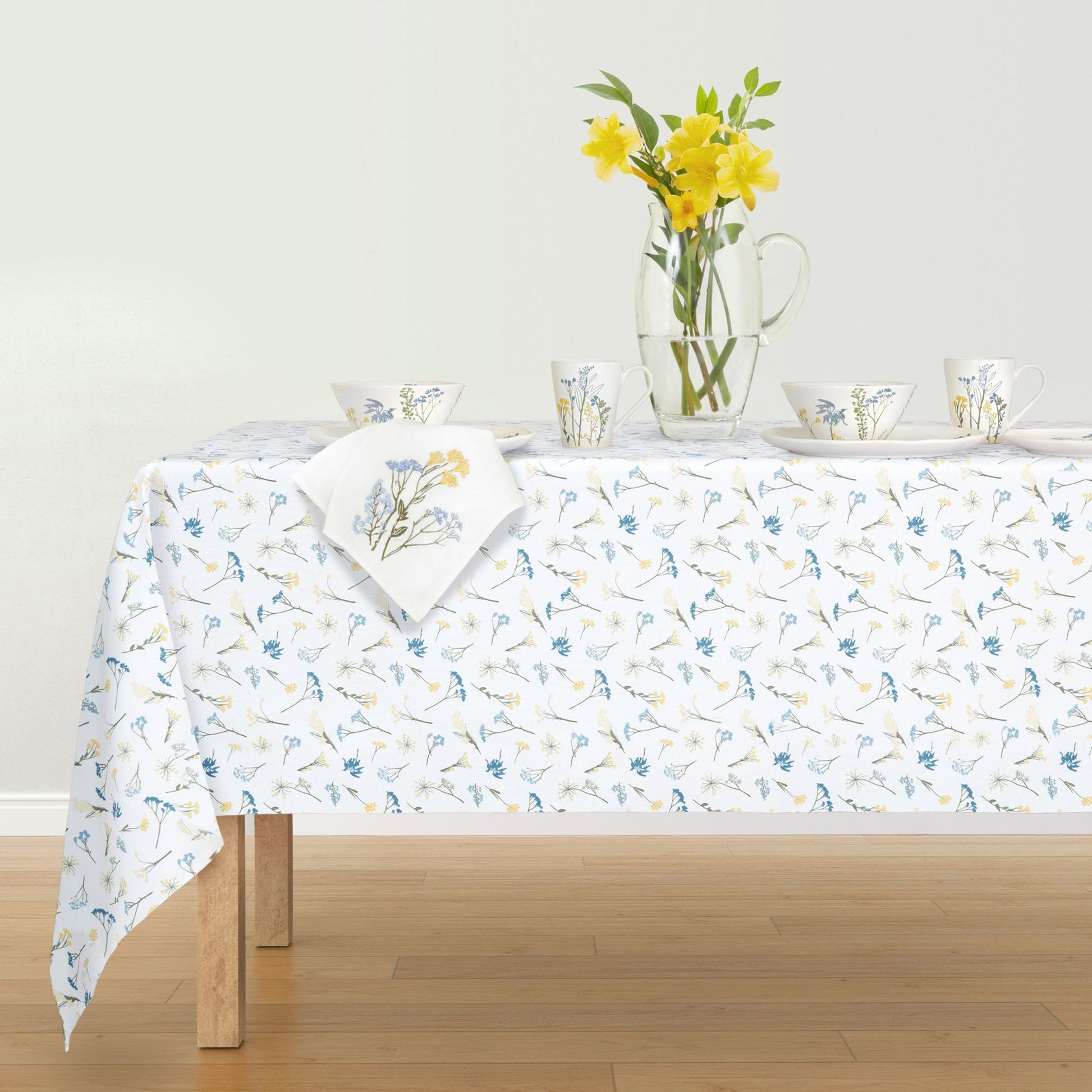 Wildflowers Allover 60x102 Tablecloth